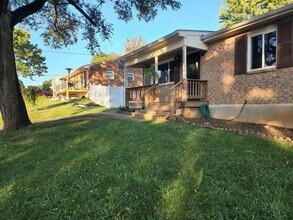 2809 Creekwood Dr in Salem, VA - Building Photo - Building Photo