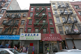 115 Mott St in New York, NY - Foto de edificio - Building Photo