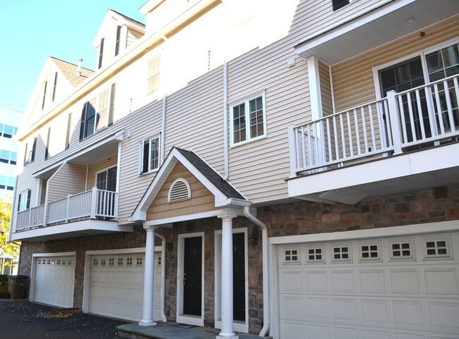 property at 1707 Summer St