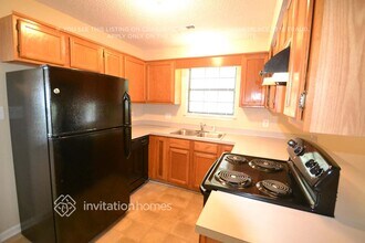 5829 Stone Bluff Ct in Charlotte, NC - Building Photo - Building Photo