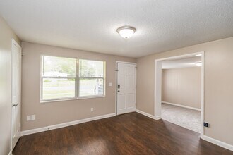 6019 Verdes Rd in Jacksonville, FL - Building Photo - Building Photo