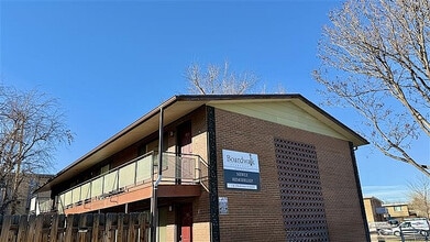 Boardwalk Apartments in Lakewood, CO - Building Photo - Building Photo