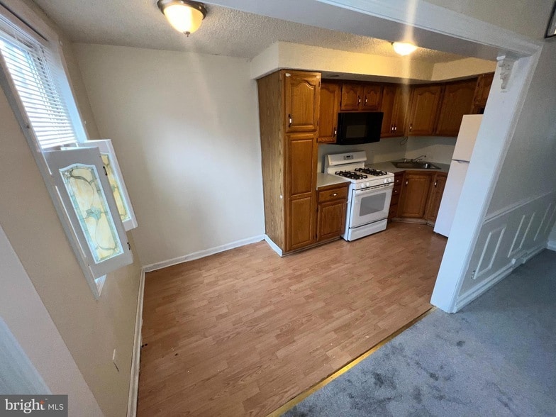 216 E 21st St in Chester, PA - Building Photo