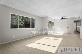 6775 Alvarado Rd in San Diego, CA - Building Photo - Building Photo