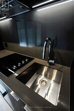 1 Jarvis St in Hamilton, ON - Building Photo - Building Photo