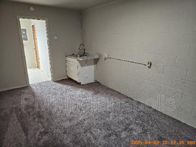 121 W William Dr in Brownsburg, IN - Building Photo - Building Photo