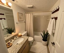 1524 Lincoln Way, Unit Top Floor - Tyson’s Corner in McLean, VA - Foto de edificio - Building Photo