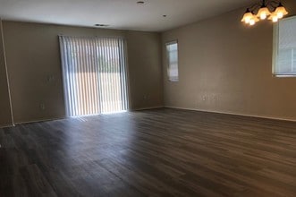 25794 Iris Ave in Moreno Valley, CA - Building Photo - Building Photo