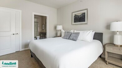 2745 Westpointe Dr, Unit 15302 in New Braunfels, TX - Foto de edificio - Building Photo