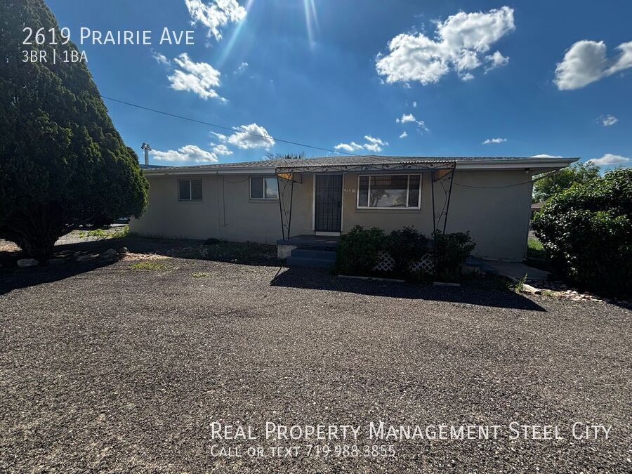2619 S Prairie Ave in Pueblo, CO - Building Photo