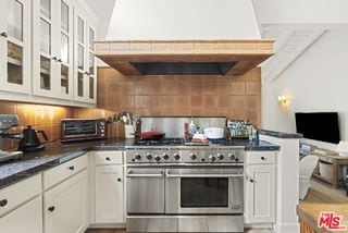 property at 7445 Palo Vista Dr