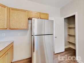 5517 Landreaux Dr in Raleigh, NC - Foto de edificio - Building Photo