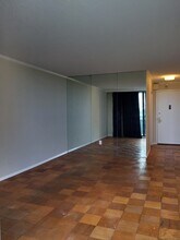 5225 Pooks Hill Rd, Unit 1206S in Bethesda, MD - Building Photo - Building Photo