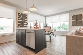 Canfield Park in Bridgeport, CT - Building Photo - Building Photo