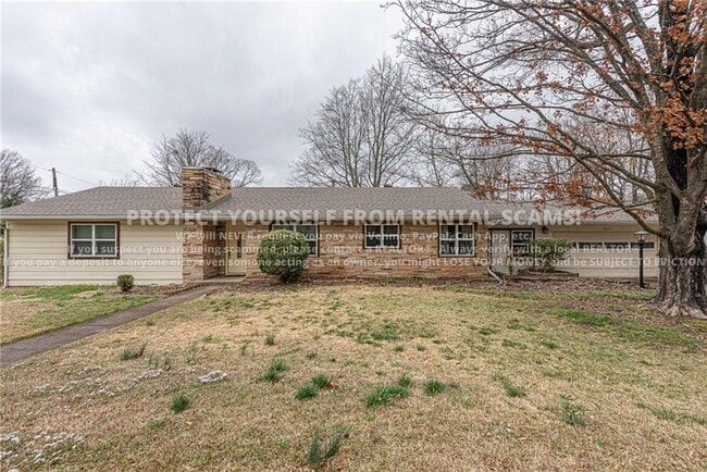 1013 N Vandeventer Ave in Fayetteville, AR - Building Photo - Building Photo