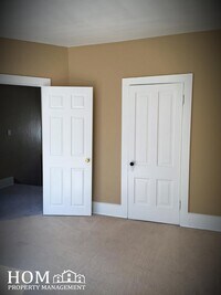 128 E Liberty St photo'