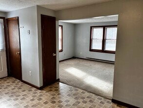 186 Twombley Rd in Sanford, ME - Foto de edificio - Building Photo