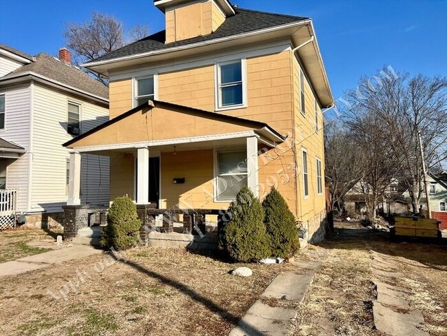 221 N 17th St in Kansas City, KS - Building Photo - Building Photo