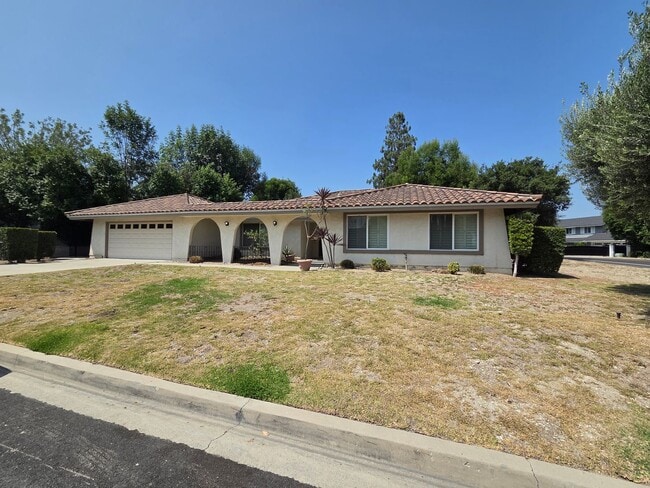 1816 Rancho Tujunga Dr in Covina, CA - Building Photo - Building Photo