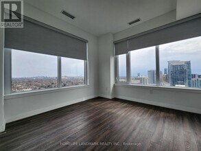 75 Canterbury Pl in Toronto, ON - Building Photo - Building Photo