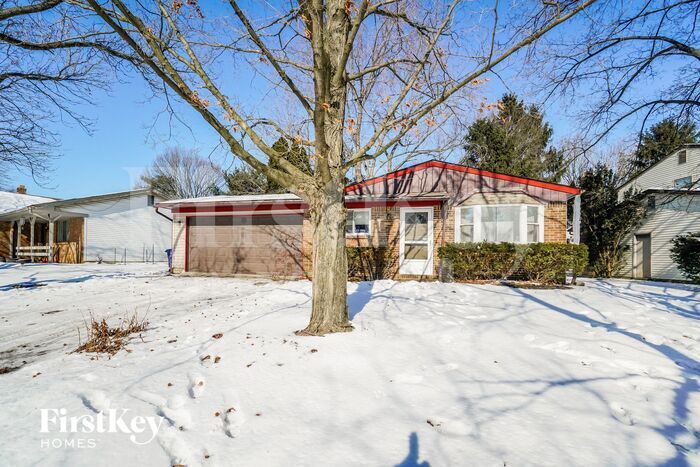 1978 Queensbridge Dr in Columbus, OH - Building Photo