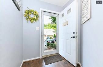 4377 Baylor St in Greensboro, NC - Building Photo - Building Photo