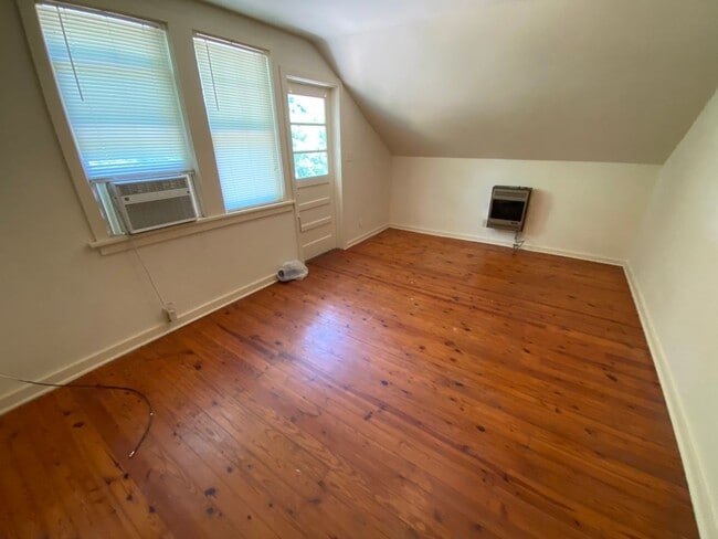 285 Sycamore Dr in Athens, GA - Building Photo - Building Photo