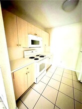 760 SE 2nd Ave in Deerfield Beach, FL - Building Photo - Building Photo