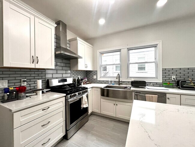 property at 12 Bailey St