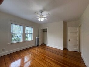 97 Warwick Rd in Newton, MA - Building Photo - Building Photo