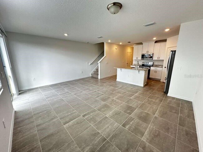 16345 Bird of Paradise Ave in Clermont, FL - Building Photo - Building Photo