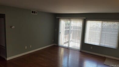 1386 E Madison Ave in El Cajon, CA - Building Photo - Building Photo