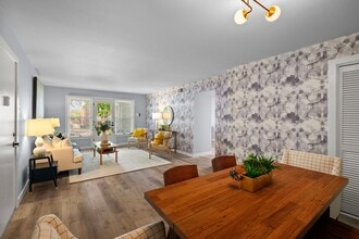 621 Broadmoor Dr in Chesterfield, MO - Building Photo - Building Photo