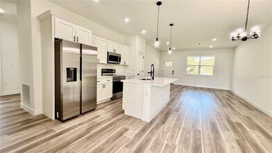 1852 W Quaker Ln in Citrus Springs, FL - Building Photo - Building Photo