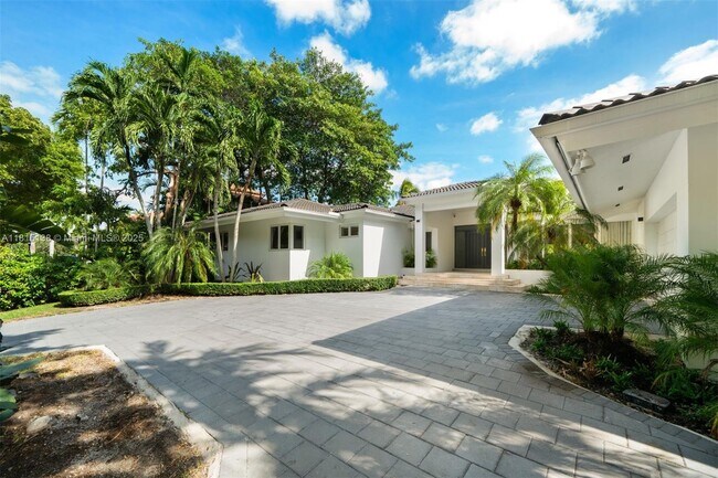 property at 7155 Los Pinos Blvd