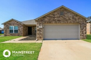 10831 NE 8th Terrace in Midwest City, OK - Building Photo