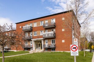 1465 Poirier Rue in St. Laurent, QC - Building Photo