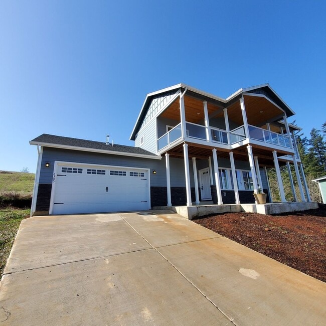 property at 6305 Lake Pointe Wy