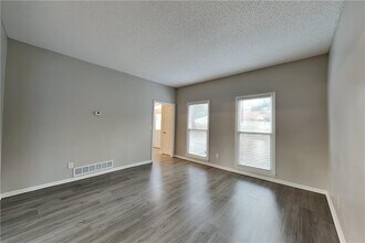 1717 Victoria Way NW in Kennesaw, GA - Building Photo - Building Photo