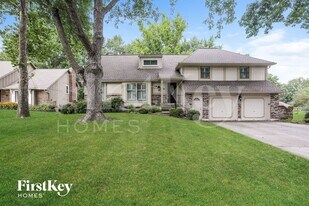 1018 SE 4th St in Lee's Summit, MO - Building Photo