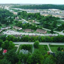 Slate Creek Apartments & Townhomes in Greensburg, PA - Building Photo - Building Photo