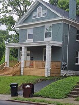 1560 Dixmont Ave in Cincinnati, OH - Building Photo