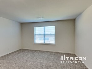 837 Mallorie Ln in Ferris, TX - Building Photo - Building Photo