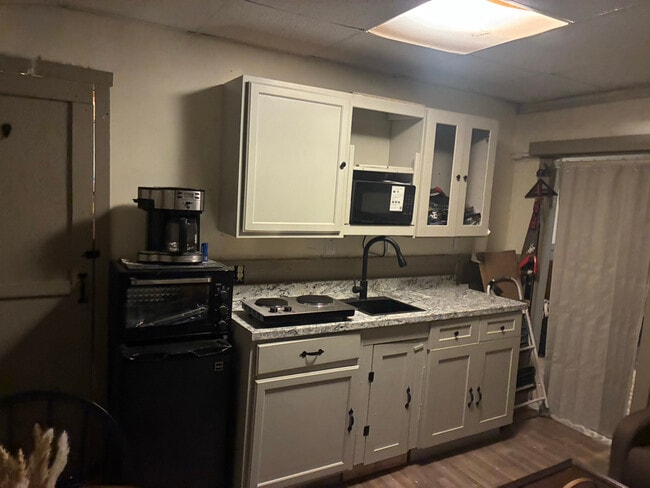 9 Hampshire Ln in Haverhill, NH - Building Photo - Building Photo