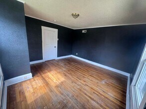 1823 E Glenwood Ave in Knoxville, TN - Building Photo - Building Photo