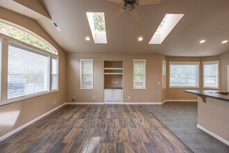 617 12th St in Washougal, WA - Building Photo - Building Photo