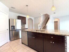 389 Tanglewood Dr in Davenport, FL - Building Photo - Building Photo