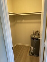 5168 NE 6th Ave, Unit 431 in Oakland Park, FL - Foto de edificio - Building Photo