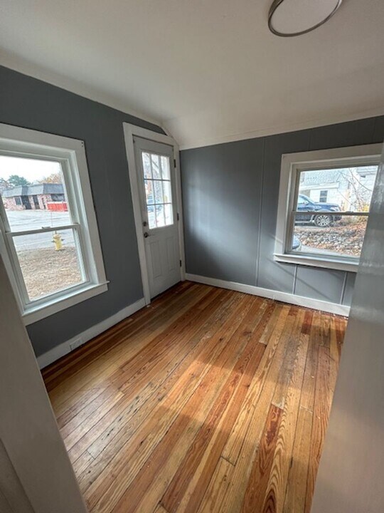 35 Bath Rd in Brunswick, ME - Building Photo