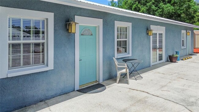 6517 Dimarco Rd in Tampa, FL - Building Photo - Building Photo